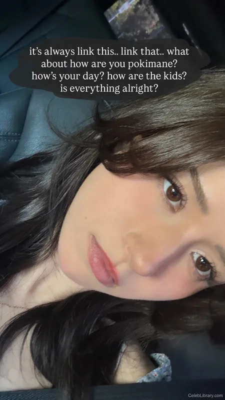 Pokimane photo 8 of 3752