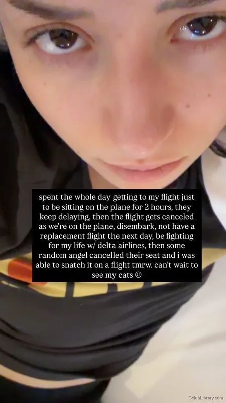 Pokimane photo 10 of 3752