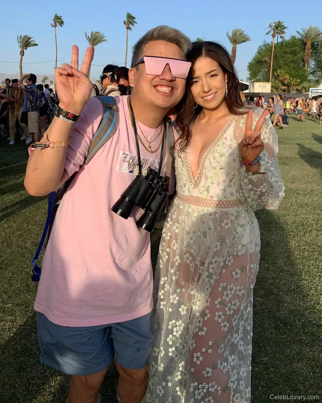 Pokimane photo 11 of 3752