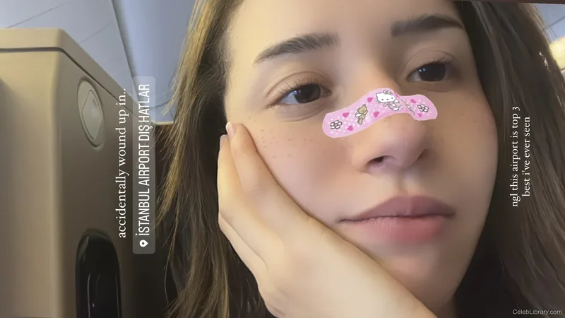 Pokimane photo 9 of 3752