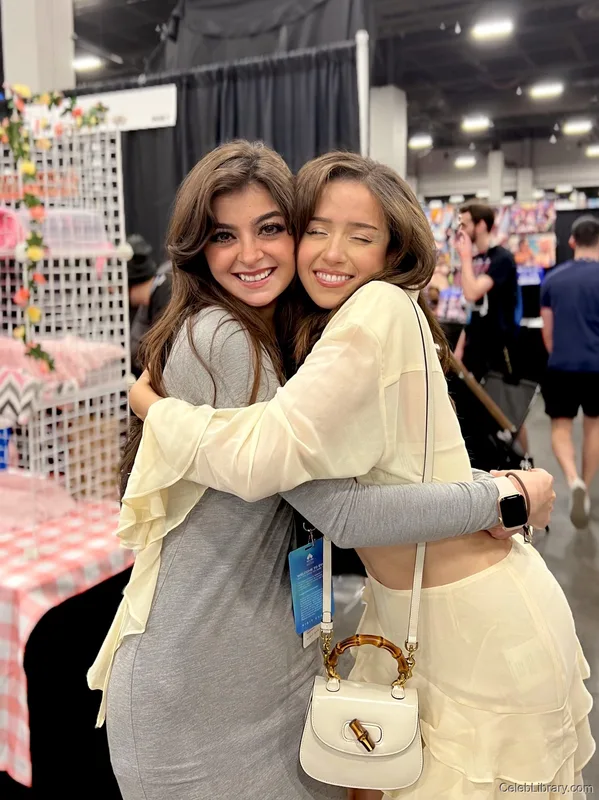 Pokimane photo 20 of 3752
