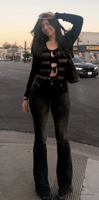 Pokimane photo 18 of 3752