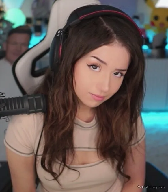 Pokimane photo 2 of 3752