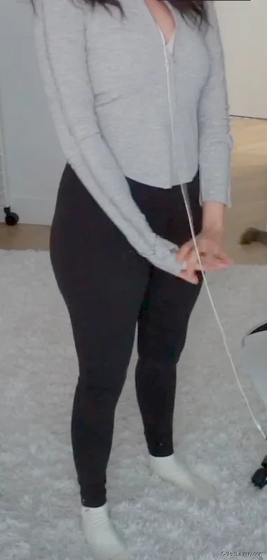 Pokimane photo 4 of 3752