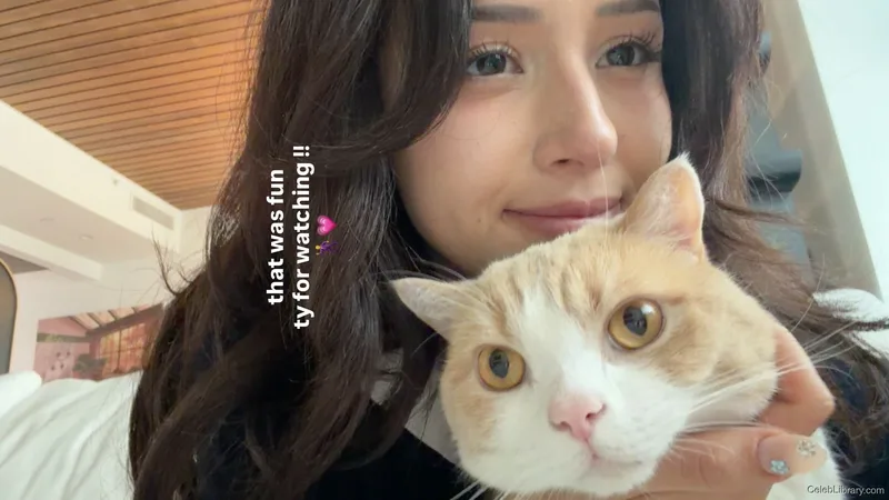 Pokimane photo 19 of 3752