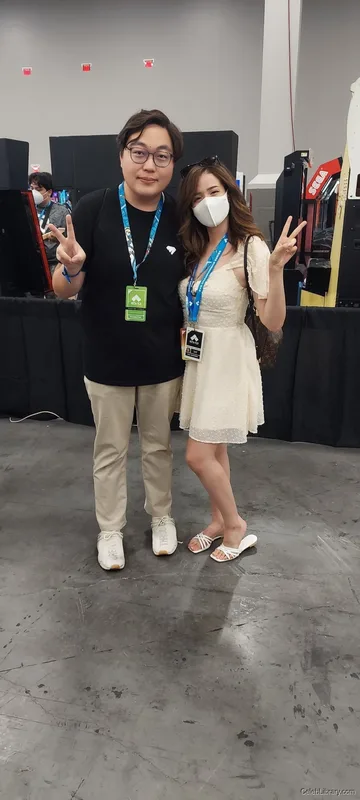 Pokimane photo 2 of 3752