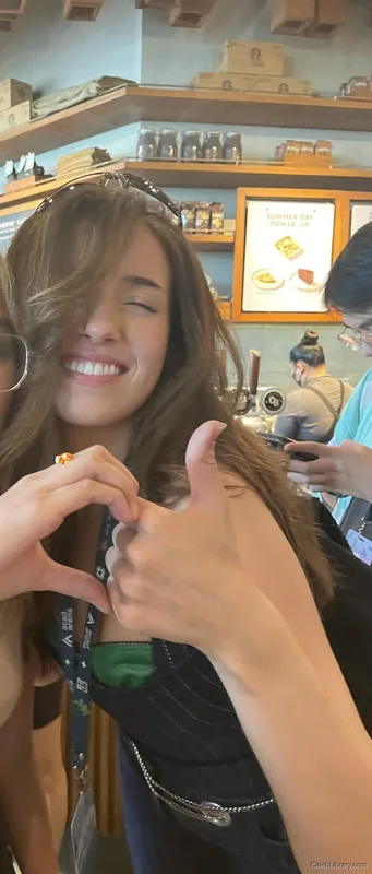 Pokimane photo 20 of 3752