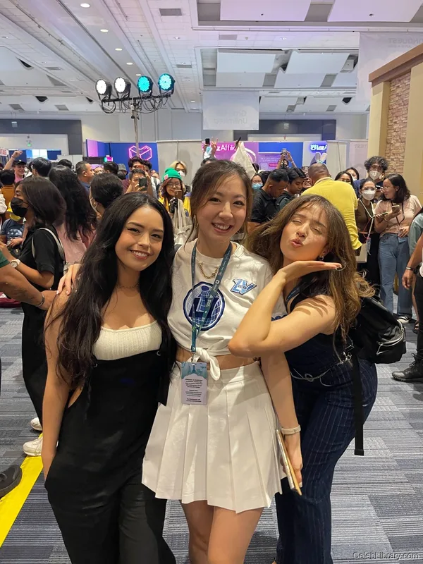 Pokimane photo 6 of 3752