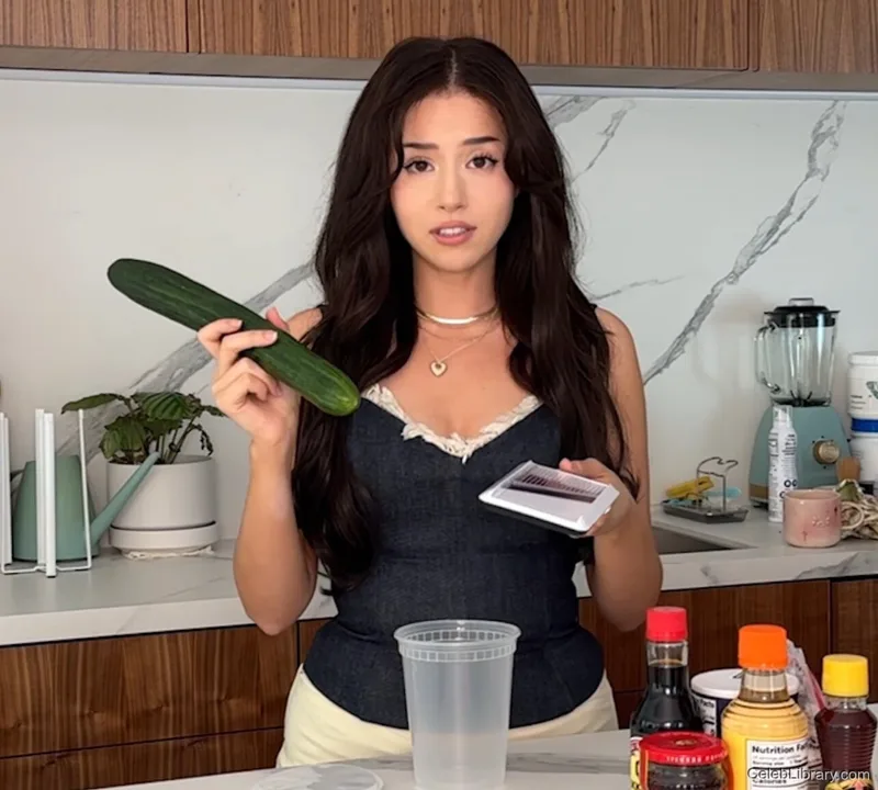 Pokimane photo 8 of 3752