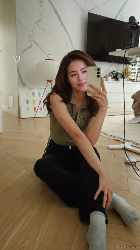 Pokimane photo 19 of 3752