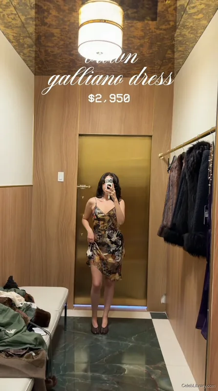 Pokimane photo 8 of 3752
