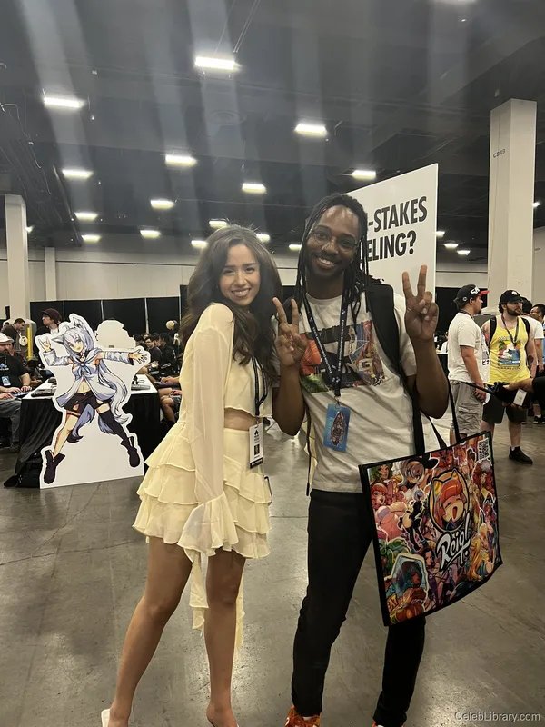 Pokimane photo 20 of 3752