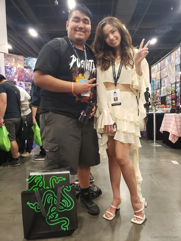 Pokimane photo 22 of 3752