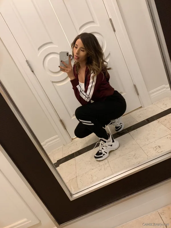 Pokimane photo 3 of 3752