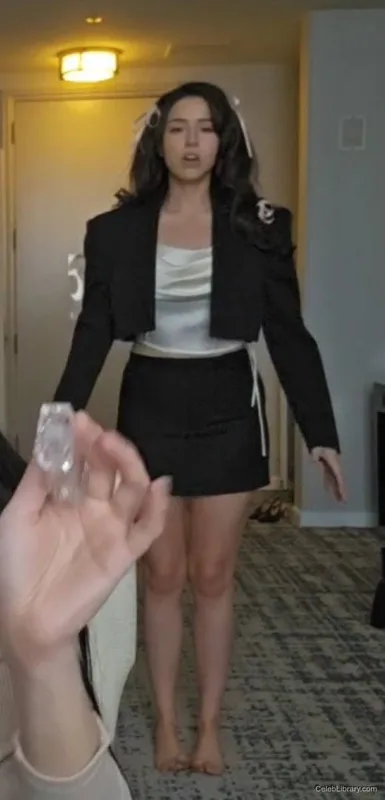 Pokimane photo 24 of 3752