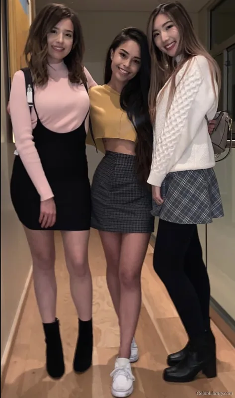 Pokimane photo 24 of 3752