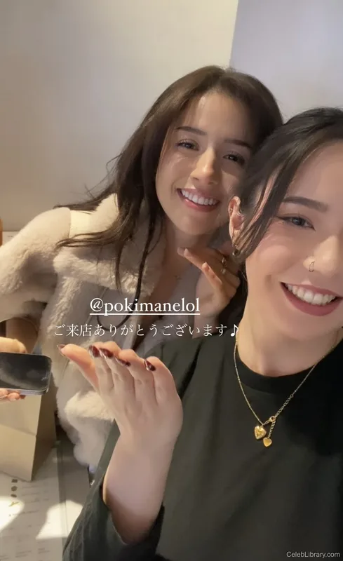 Pokimane photo 9 of 3752