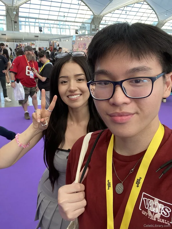 Pokimane photo 11 of 3752