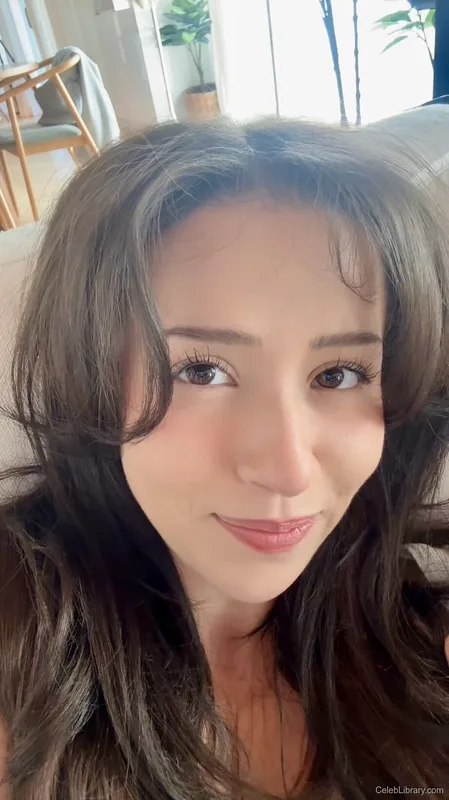Pokimane photo 2 of 3752