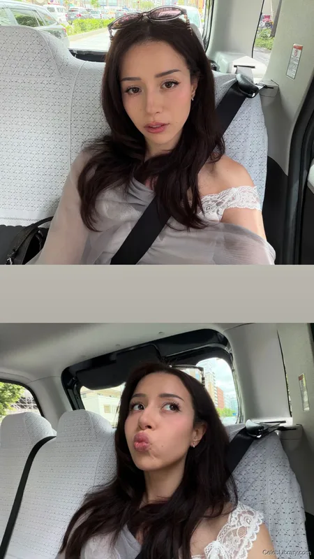 Pokimane photo 2 of 3752