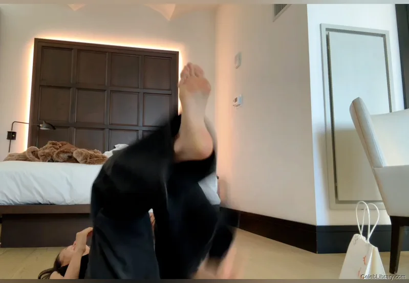 Pokimane photo 10 of 3752