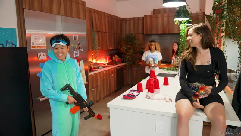 Pokimane photo 11 of 3752