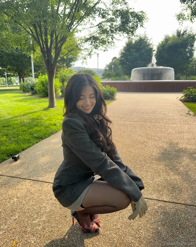 Pokimane photo 21 of 3752