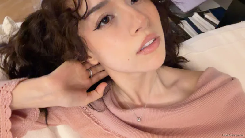Pokimane photo 23 of 3752