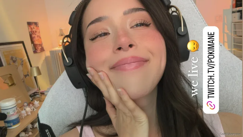 Pokimane photo 19 of 3752