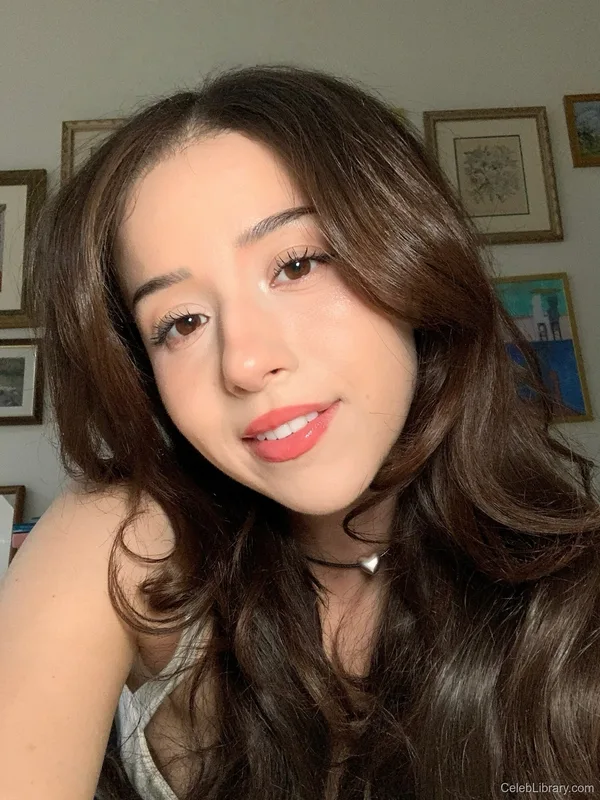 Pokimane photo 23 of 3752