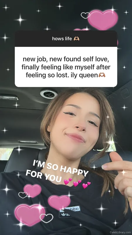 Pokimane photo 16 of 3752
