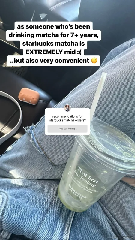 Pokimane photo 17 of 3752