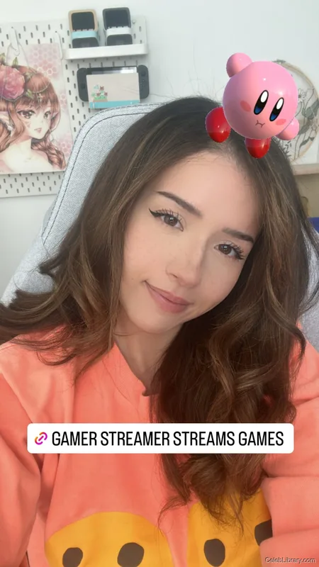 Pokimane photo 6 of 3752