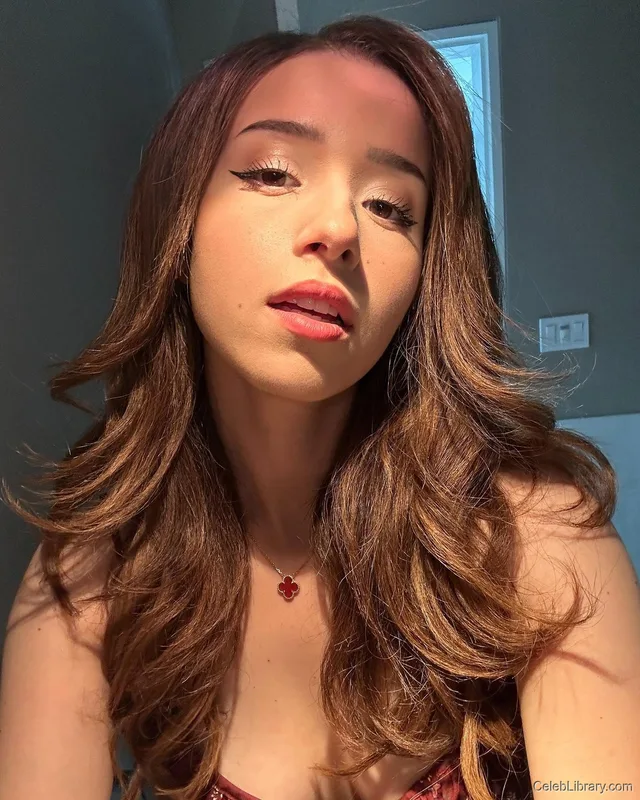 Pokimane photo 8 of 3752