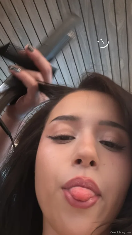 Pokimane photo 23 of 3752