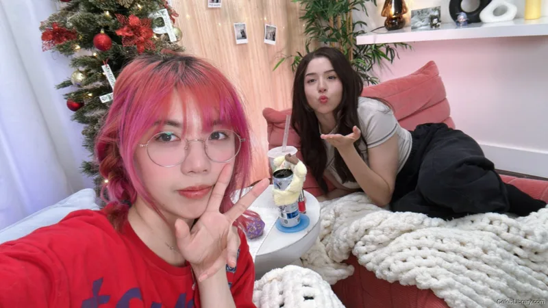 Pokimane photo 21 of 3752