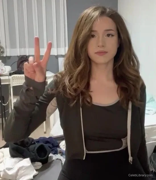 Pokimane photo 6 of 3752