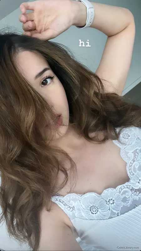 Pokimane photo 10 of 3752