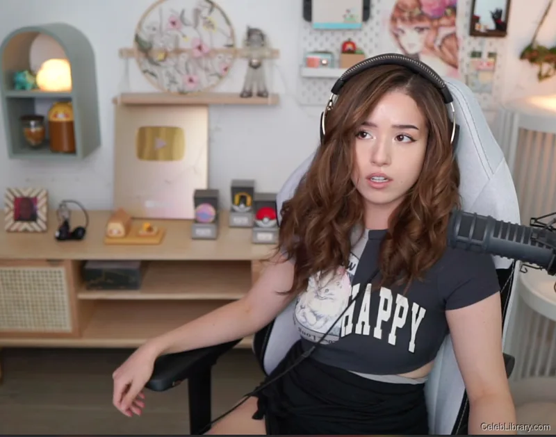 Pokimane photo 19 of 3752