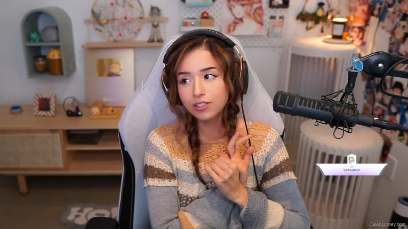 Pokimane photo 6 of 3752