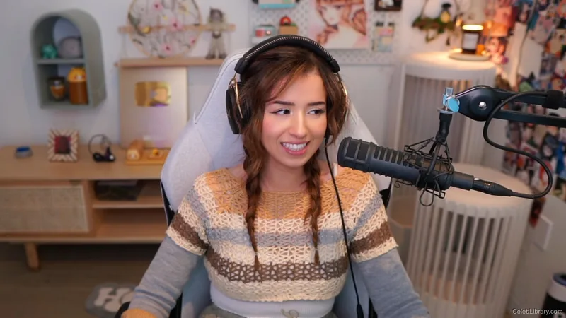 Pokimane photo 8 of 3752