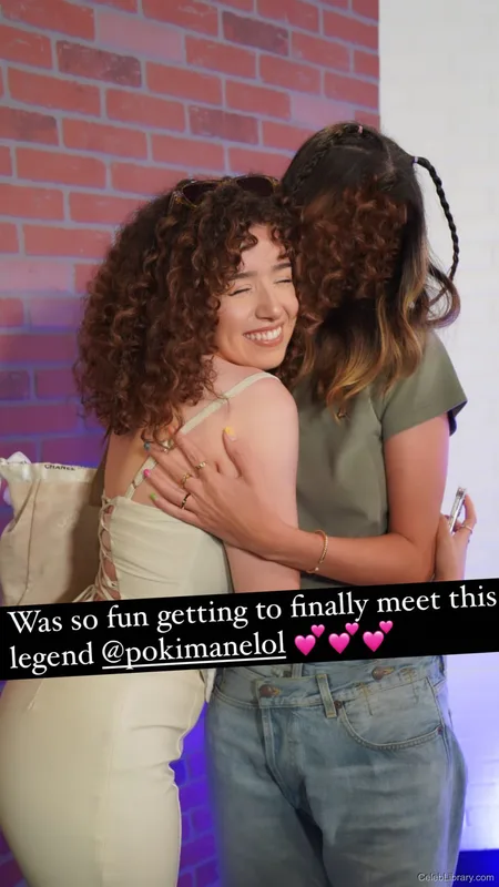 Pokimane photo 22 of 3752