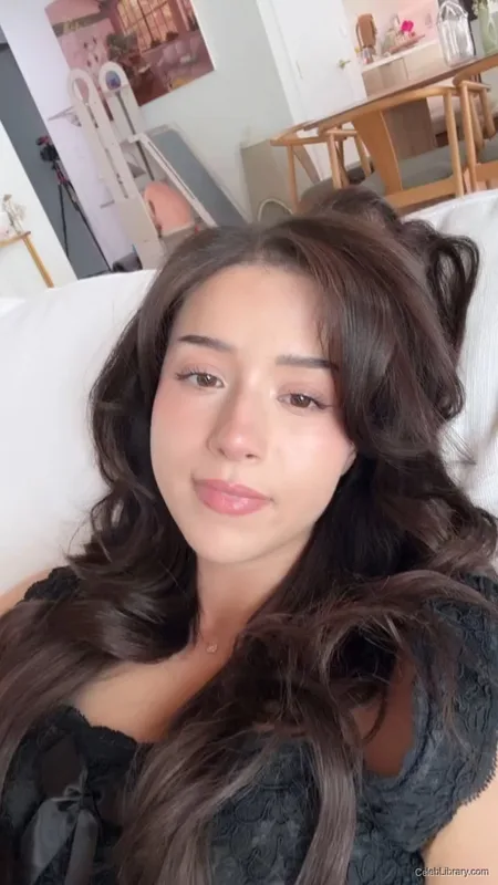 Pokimane photo 7 of 3752