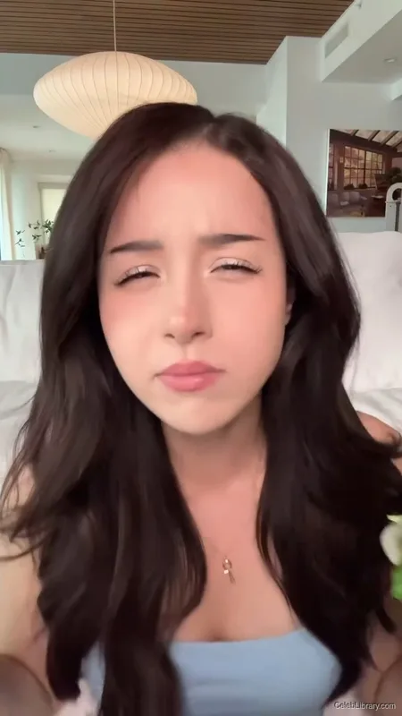 Pokimane photo 14 of 3752