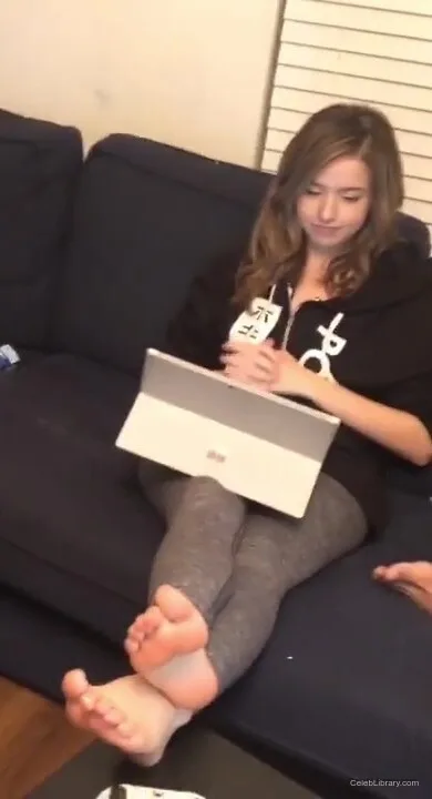 Pokimane photo 6 of 3752