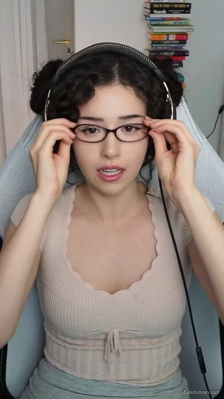 Pokimane photo 12 of 3752