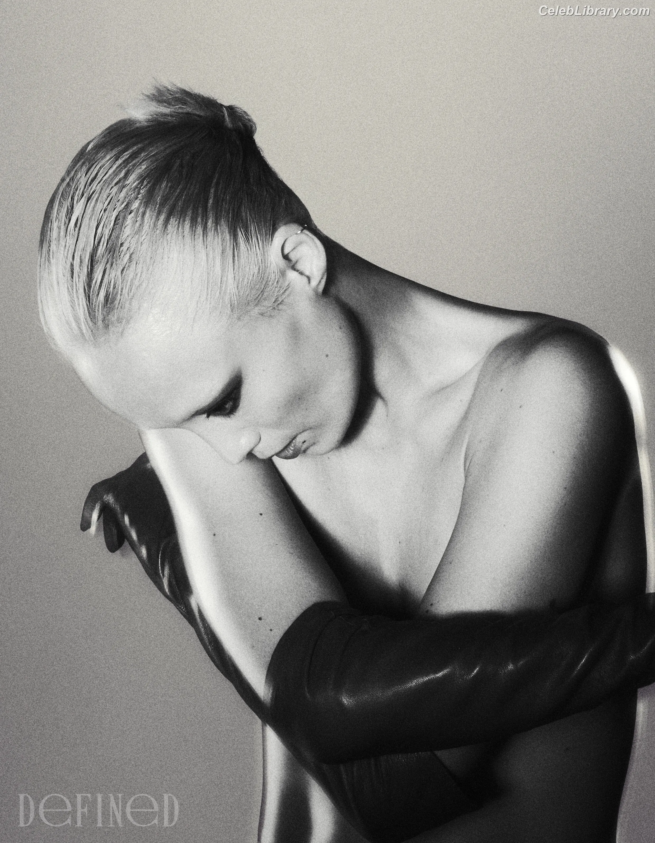 Pom Klementieff photo 21 of 340