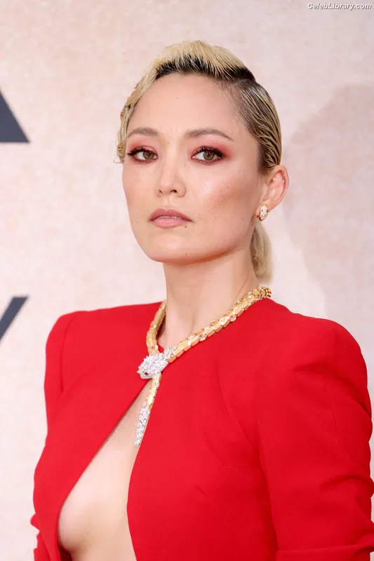 Pom Klementieff photo 7 of 341
