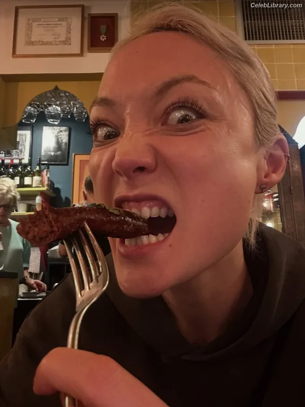 Pom Klementieff photo 7 of 341