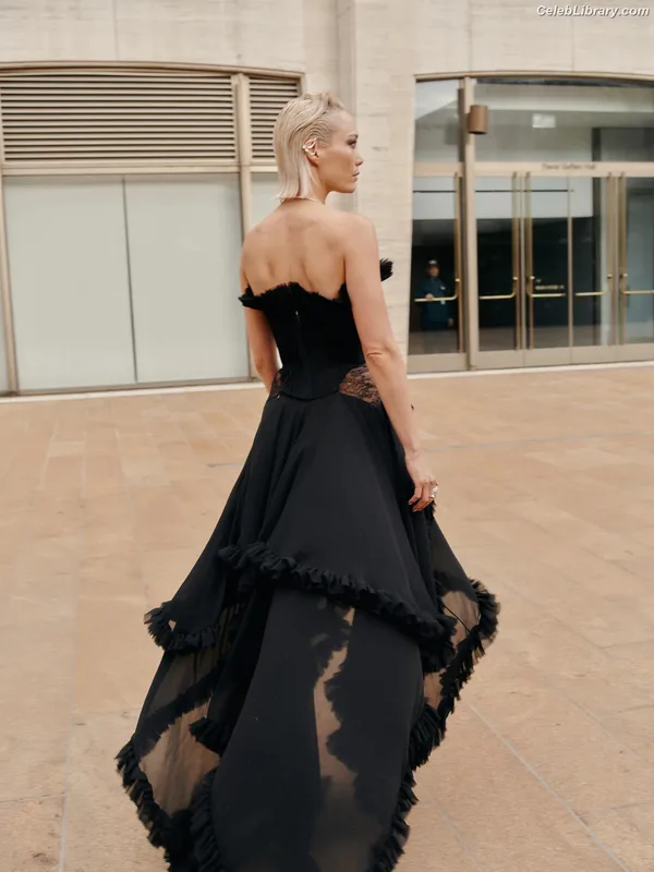 Pom Klementieff photo 3 of 341
